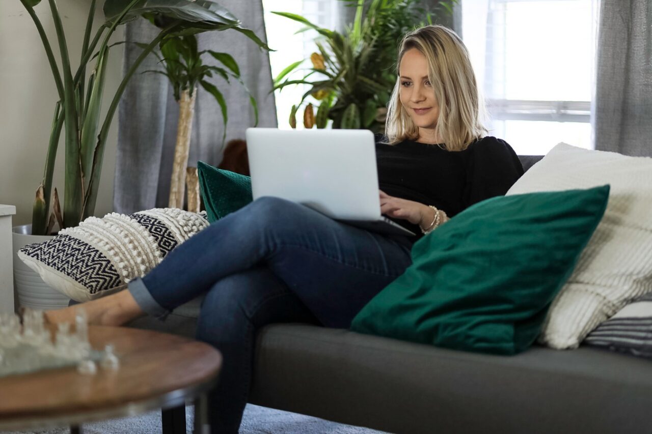 Why the &ldquo;Time for Money&rdquo; Model Falls Short in Achieving Business Growth (& What To Do Instead)